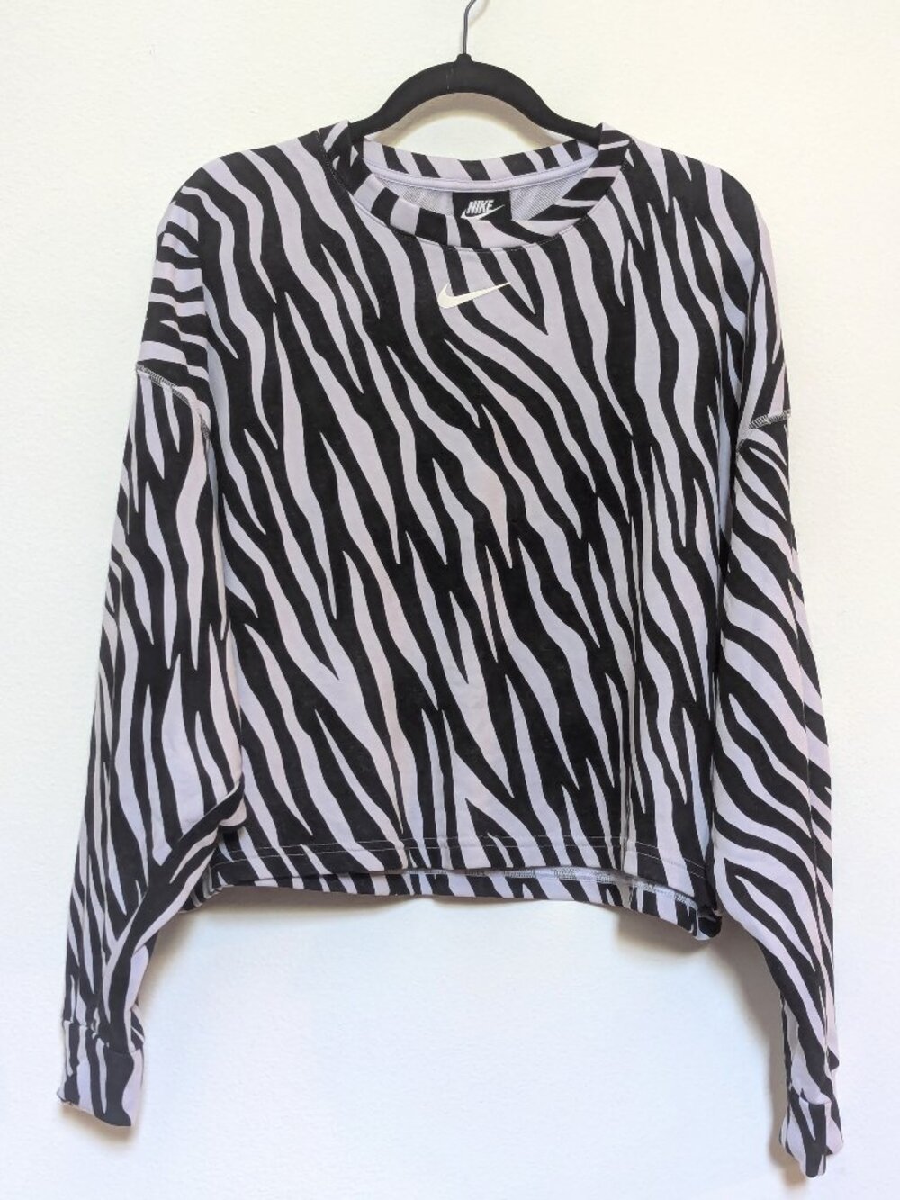 Nike Icon Clash Zebra Print Crew Active Pullover Sweatshirt